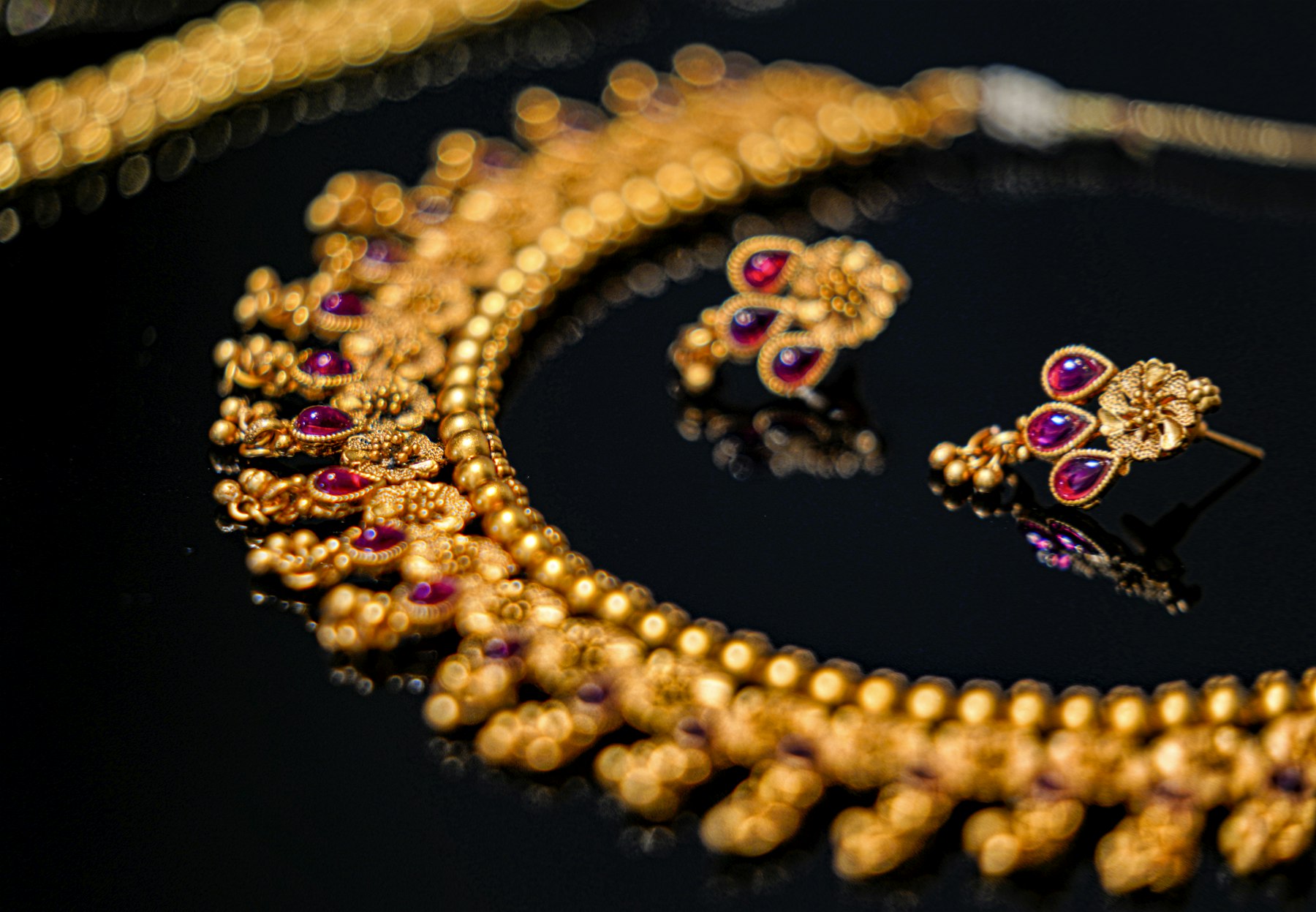 Gold jewellery special collection